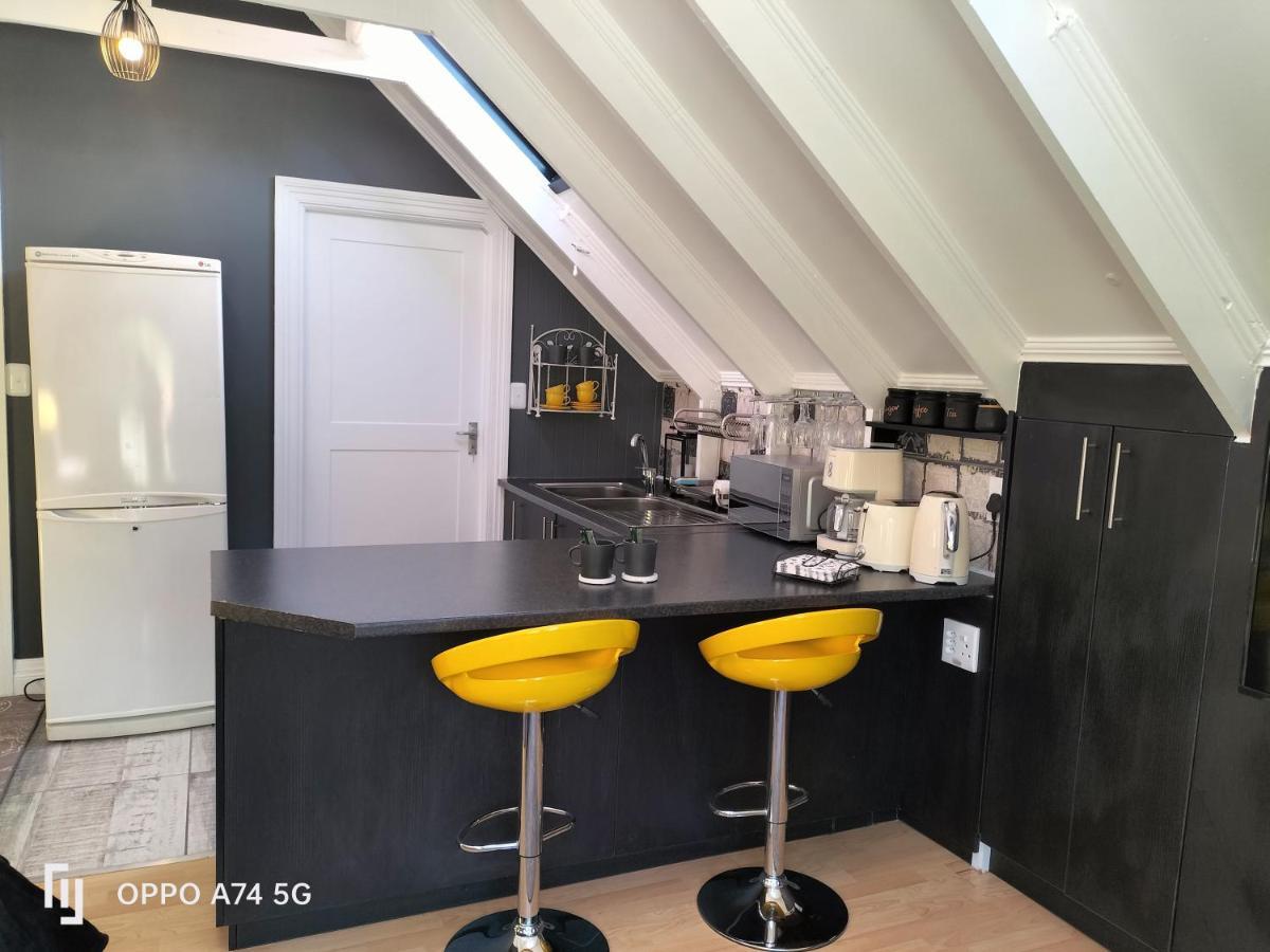 Rozenhof Guest Cottages George Exteriör bild